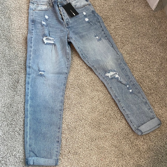 Jeans - Picture 1 of 2